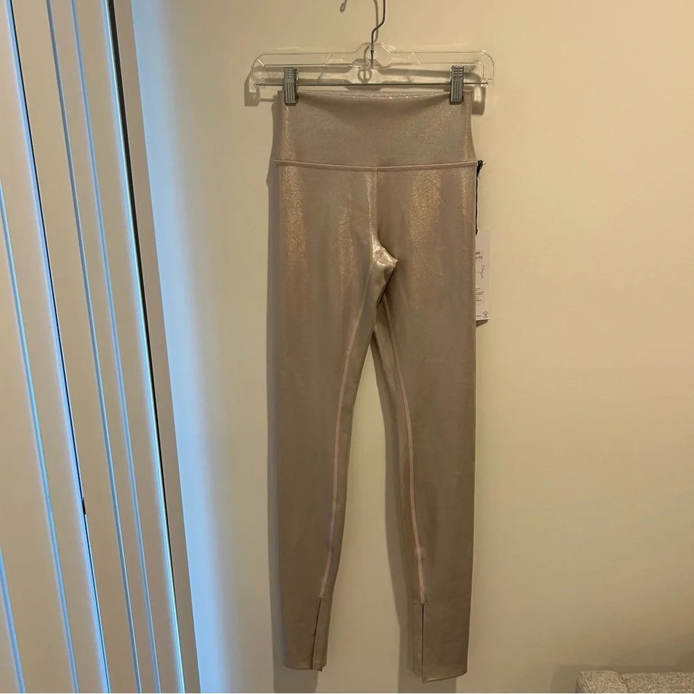 NWT RARE Alo Yoga Foil Airlift High-Waist Elongated Legging Pink Blossom Foil